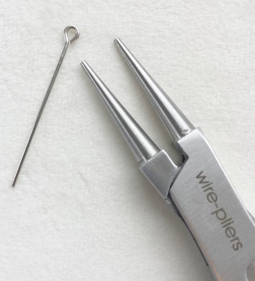 Kristal Wick's Seabreeze Earrings - , Contemporary Wire Jewelry, Loops, Wire Loop, Wrapped Wire Loop, make a simple loop